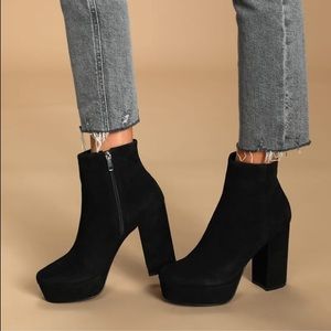 Steve Madden Gratify Bootie - Black Suede (Size 9)